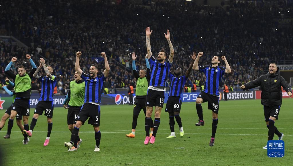 邮报：利马可能进阿根廷名单，曼联也认为集训有助于他恢复（邮报：利马有望入选阿根廷大名单，曼联称集训有利于其康复）