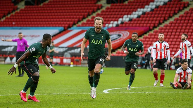 记者：尤文最多500-600万欧年薪续约DV9，球员要求大笔签字费（消息称尤文与DV9续约年薪最多500-600万欧，球员还索要高额签字费）