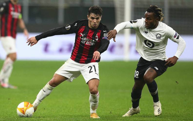 都体：弗拉霍维奇可能缺席尤文20场比赛，包括多场关键战役（都体：弗拉霍维奇恐无缘尤文20战，多场关键对决受影响）