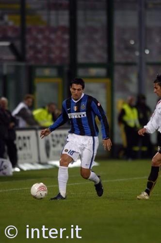 久保建英：堂安律的进球非常漂亮，这种处理方式正是他擅长的（久保建英盛赞堂安律精彩破门：这种处理正合其所长）